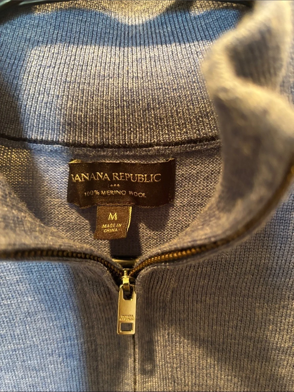 Banana Republic Men’s 100% Merino Wool Quarter-Zip Sweater size Medium